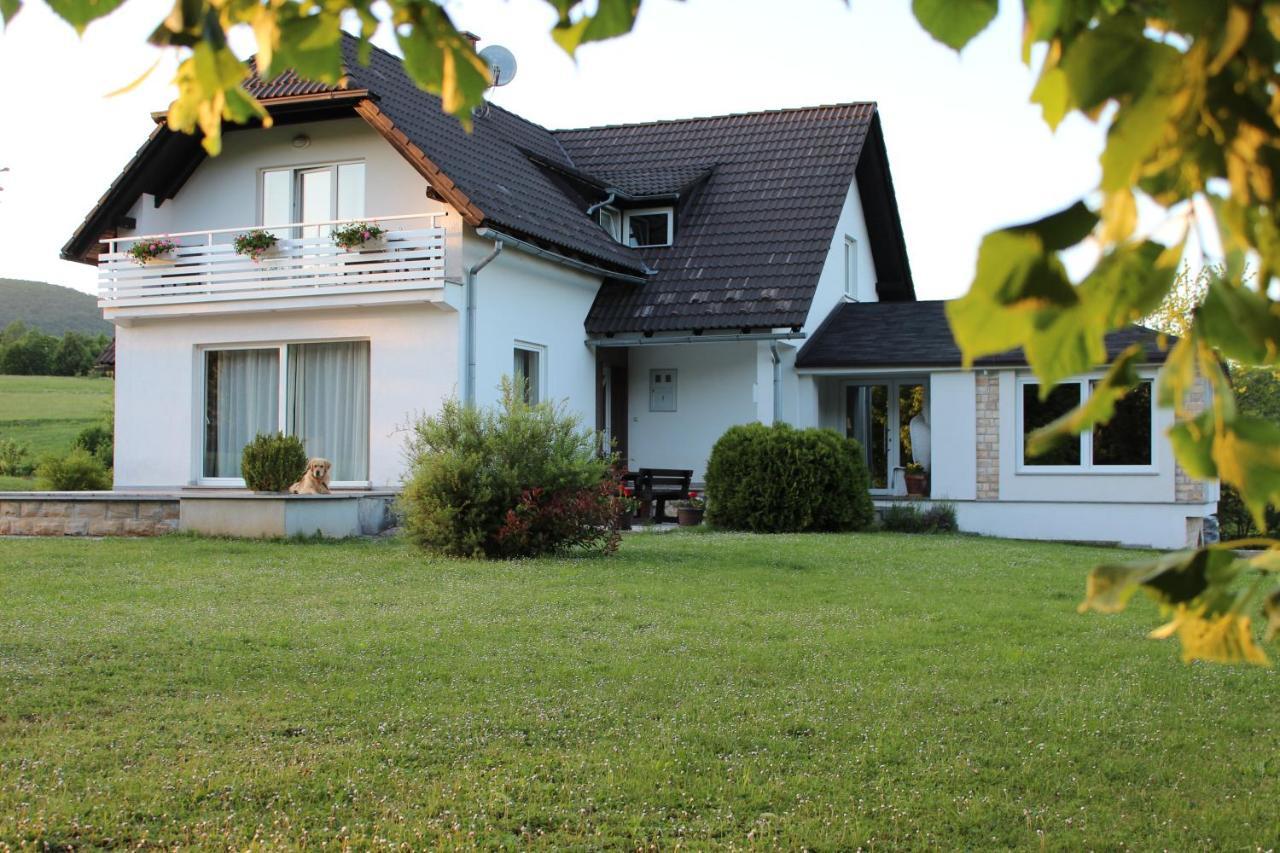 House Biba & Leona Bed and Breakfast Rastovača Exteriör bild